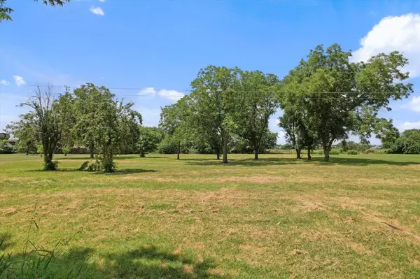 Pilot Point, TX 76258,713 E Peel Street