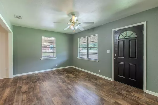 Palestine, TX 75801,139 Anderson County Road 389