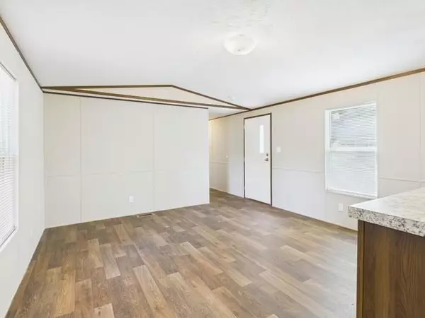 Athens, TX 75752,4979 CR 3800