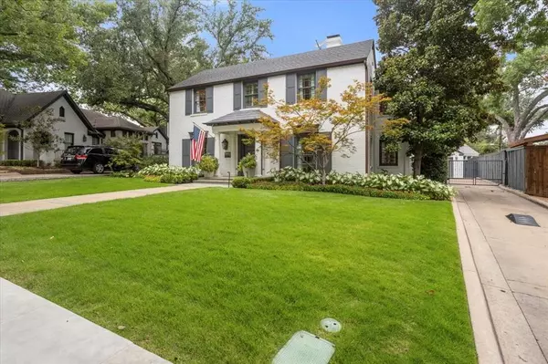 Fort Worth, TX 76107,3912 Lenox Drive