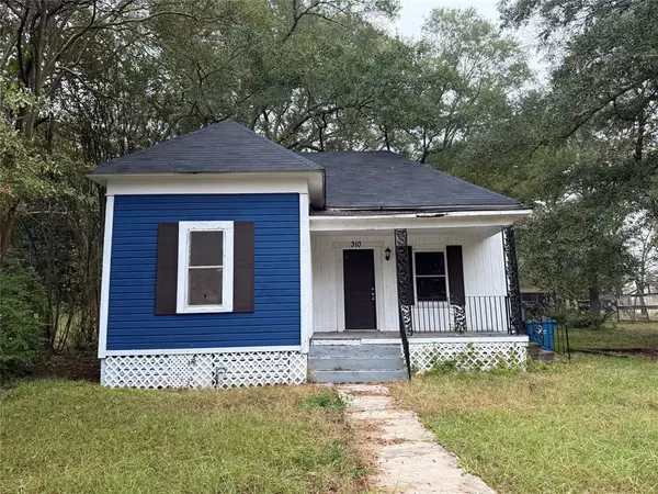 310 W Tennessee Avenue, Vivian, LA 71082