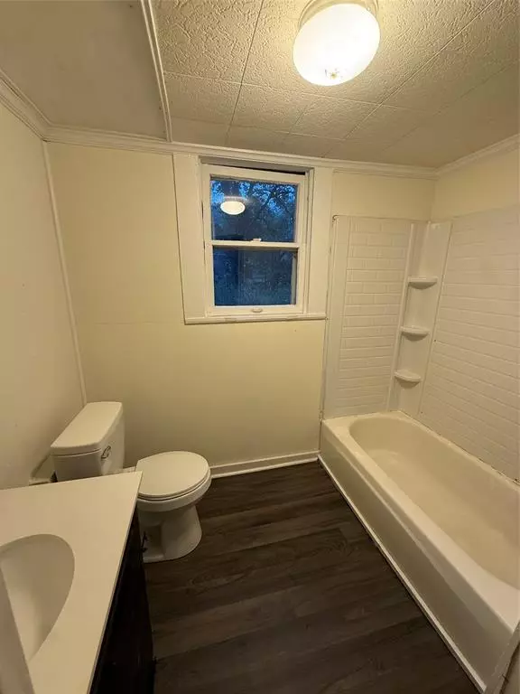 Vivian, LA 71082,310 W Tennessee Avenue