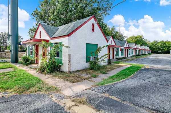 Sherman, TX 75090,2424 Texoma Parkway