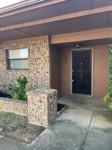 Bedford, TX 76022,2420 Dalewood Lane