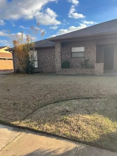 Bedford, TX 76022,2420 Dalewood Lane