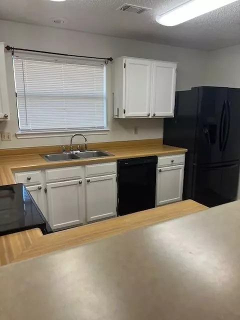 Bedford, TX 76022,2420 Dalewood Lane