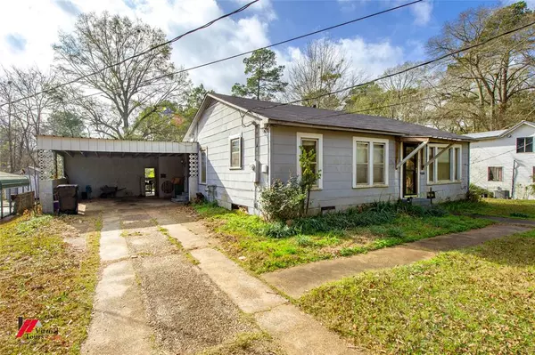 Springhill, LA 71075,709 W Church Street