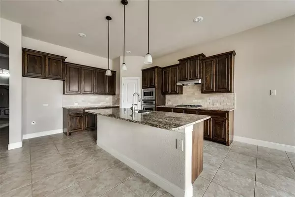 Fate, TX 75189,533 Alice Lane