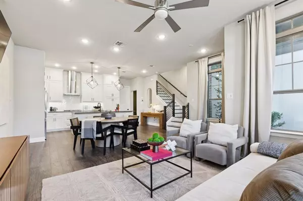 Dallas, TX 75231,7121 Laurel Ridge