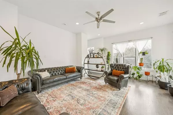 Dallas, TX 75204,3002 Zenia Drive