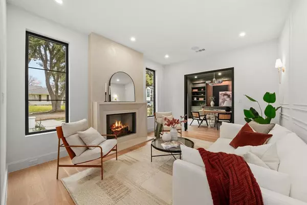 Dallas, TX 75214,6814 Dalhart Lane