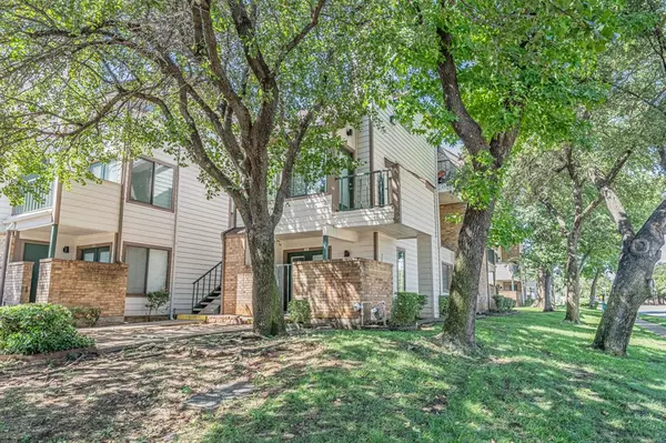 Arlington, TX 76006,2312 Balsam Drive #A103