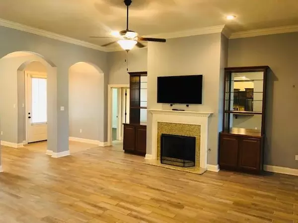 Benton, LA 71006,240 Danielle Drive