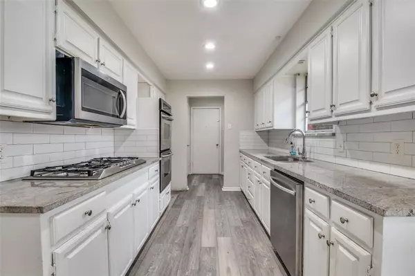 Dallas, TX 75228,2244 Homeway Circle