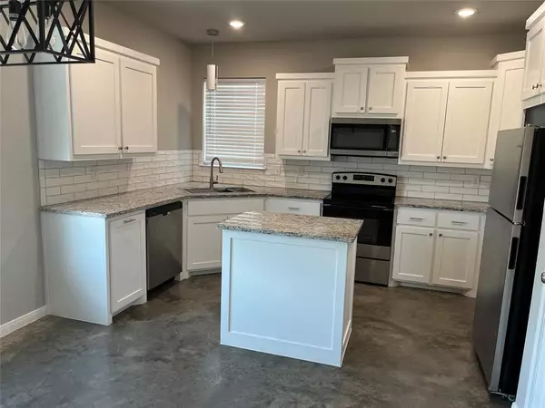 Glen Rose, TX 76043,1043 County Road 327A