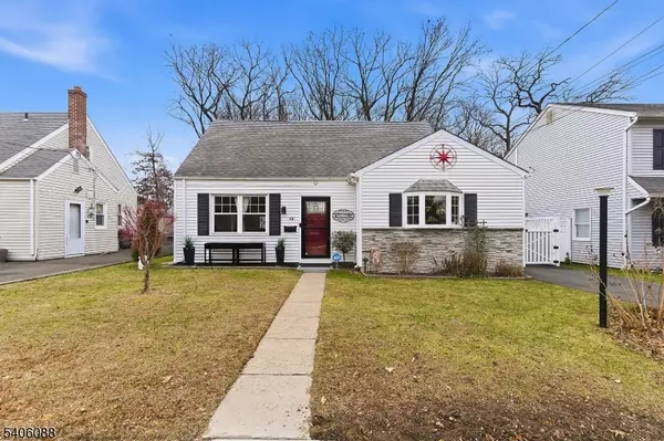 Hawthorne Boro, NJ 07506,44 Kaywin Ave