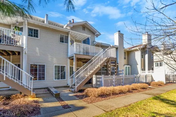 Bedminster Twp., NJ 07921,20 Academy Court Ondo