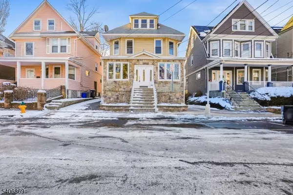 Newark City, NJ 07106,71 Oakland Ter