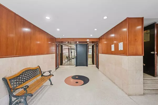 Brooklyn, NY 11230,1577 East 17th ST #3C