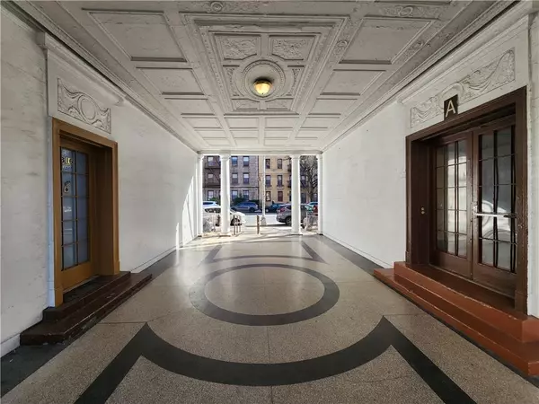 Brooklyn, NY 11214,8320 Bay Pkwy #C32