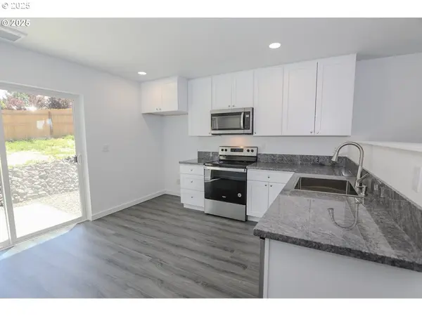 Roseburg, OR 97470,650 NE POLK ST