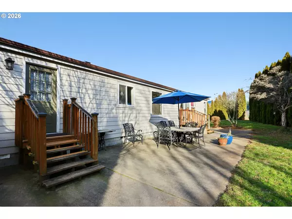 Cascade Locks, OR 97014,604 SE Forest LN