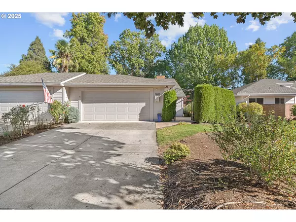 Wilsonville, OR 97070,32215 SW East Lake PT