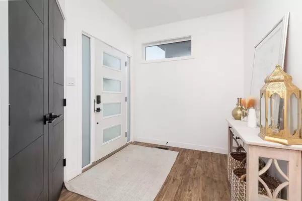 Lethbridge, AB T1K 8E9,344 Rivergrove Chase W