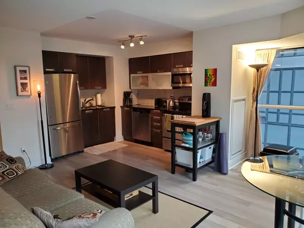 Toronto C08, ON M4Y 2J4,28 Ted Rogers WAY #701