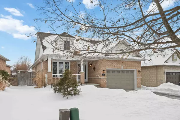 Whitby, ON L1R 3C8,7 Lady May DR