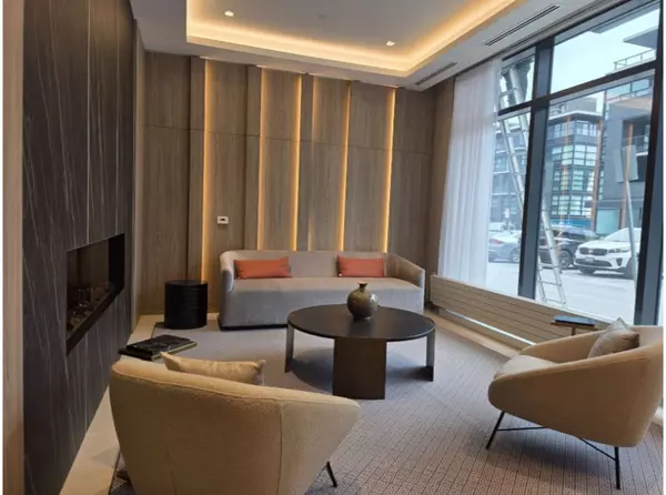 Whitby, ON L1N 1B9,1612 Charles ST #428