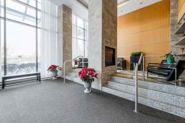 Toronto E09, ON M1H 0A1,68 Grangeway AVE #909