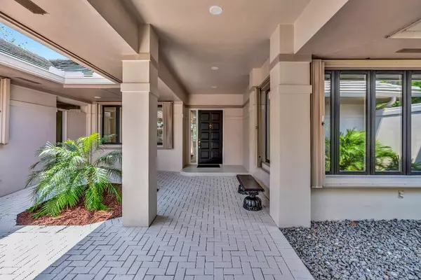 Stuart, FL 34997,6102 SE Oakmont Pl