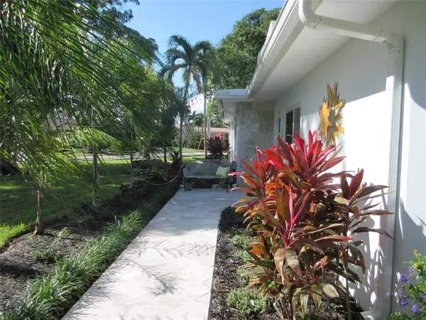 Lighthouse Point, FL 33064,3021 NE 23rd Ave