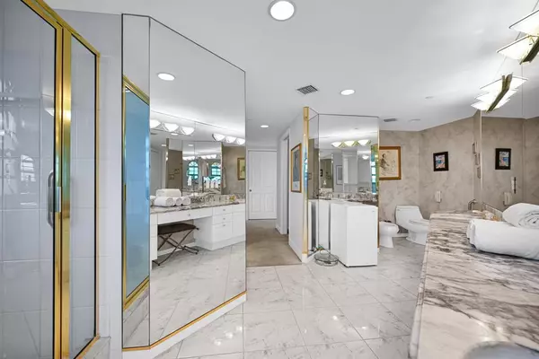 Fort Lauderdale, FL 33304,301 N Birch Rd #6S