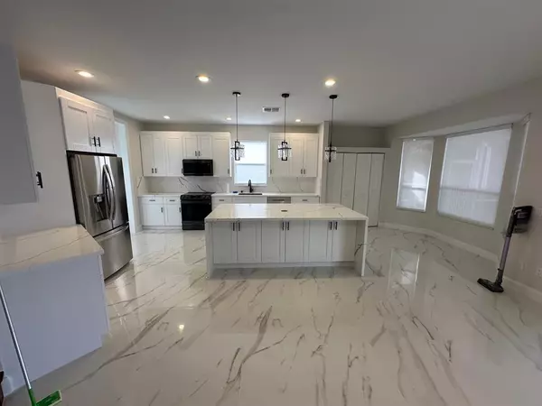 Boca Raton, FL 33428,12763 Hyland Cir