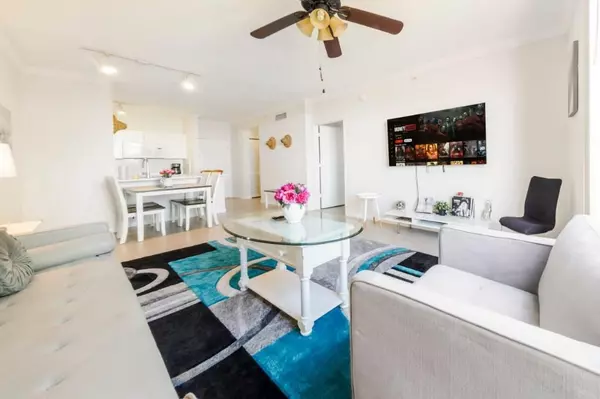 720 S Sapodilla Ave #514, West Palm Beach, FL 33401