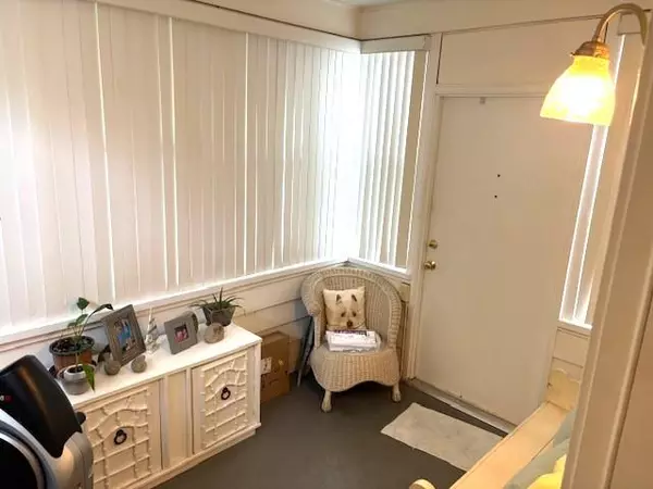 Dania Beach, FL 33004,44 SW 5th St