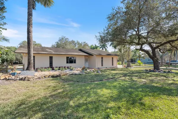 Southwest Ranches, FL 33331,5400 SW 164 TER