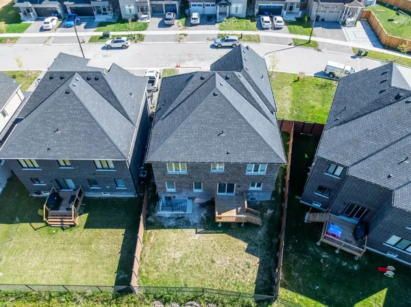 Innisfil, ON L0L 1W0,1038 Hardy WAY #Lower