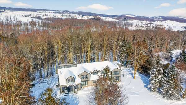 3476 Garden Of Eden RD, Clearview, ON L0M 1G0