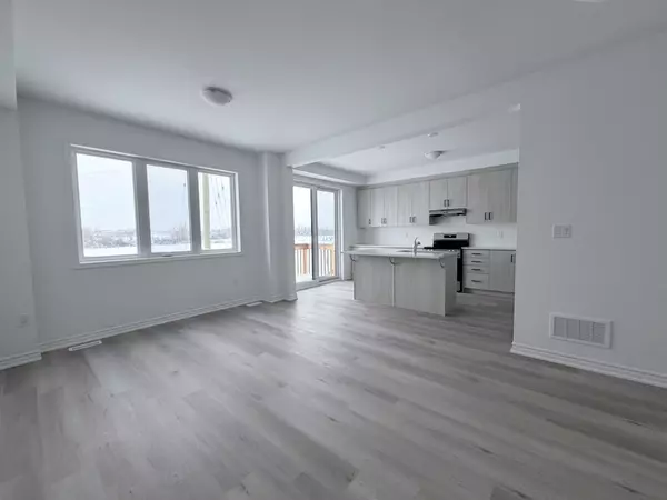 Barrie, ON L9J 0B7,94 Vinewood CRES