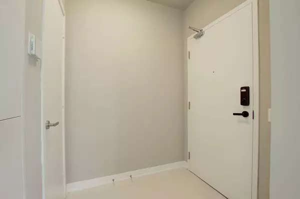 Mississauga, ON L5B 0M4,3883 Quartz RD #1904