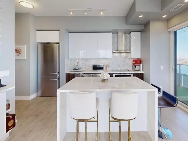 Toronto, ON M8V 0J1,30 Shore Breeze DR #LPH07A