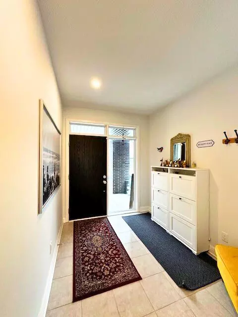 Barrhaven, ON K2J 6S2,26 Stanhope CT