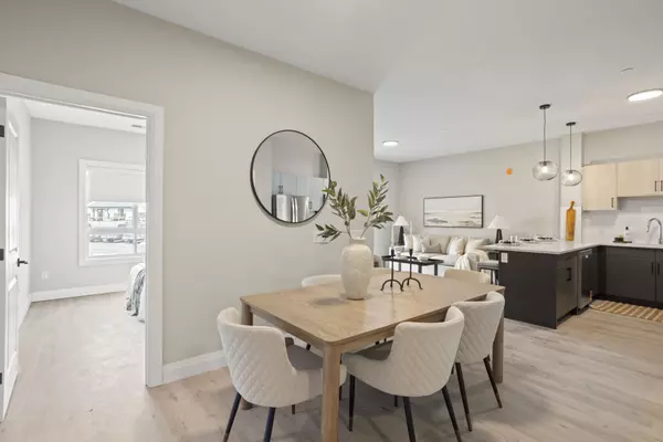 Lucan Biddulph, ON N0M 2J0,33318 RICHMOND ST #101