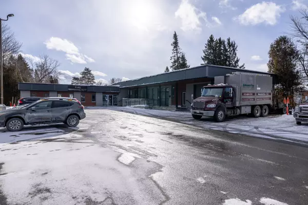 Stittsville - Munster - Richmond, ON K0A 2Z0,6206 Perth ST