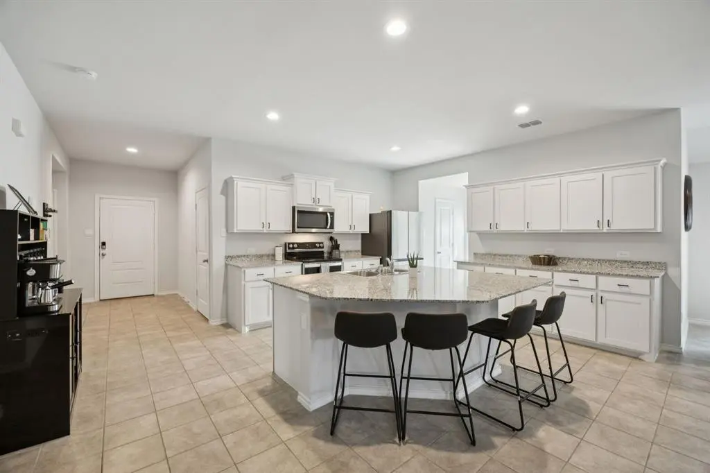 Fort Worth, TX 76131,9513 Doverglen Drive