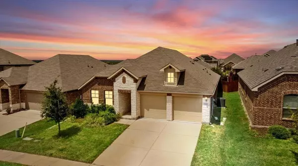 2408 Buchanan Lane,  Forney,  TX 75126