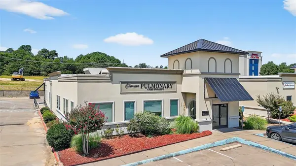 Denison, TX 75020,101 US Hwy 75